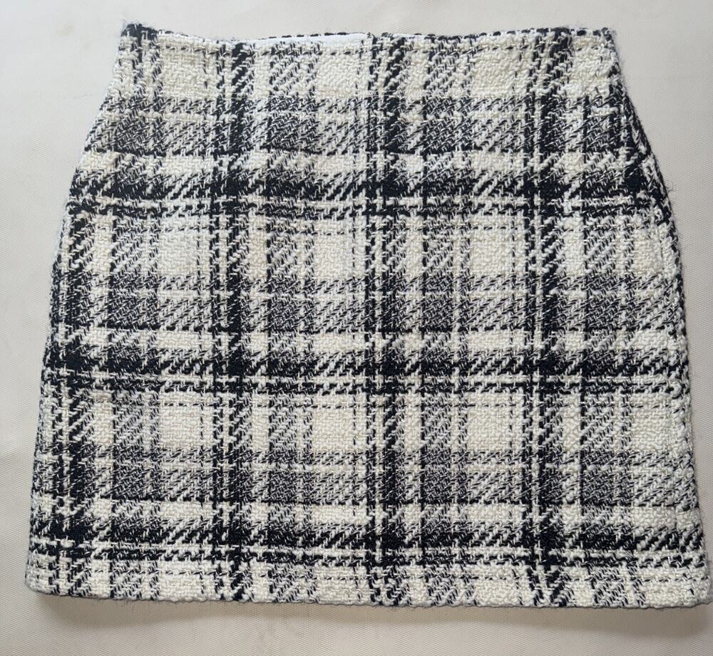 LOFT Black White Plaid Tweed Mini Skirt Size 6 Wool Blend